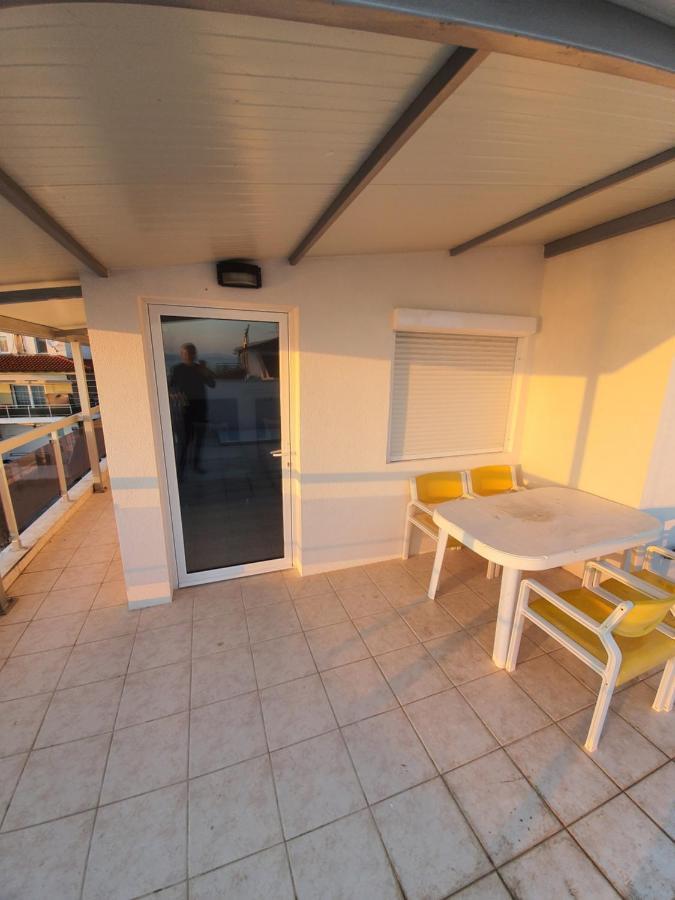 Sunset_Apartments Only 15 Meters From The Sea ネオス・マルマラス エクステリア 写真